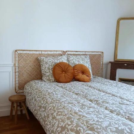 Charmant Appartement Cosy A Suresnes Esterno foto