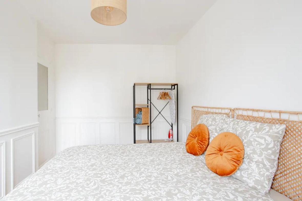 Charmant Appartement Cosy A Suresnes Esterno foto